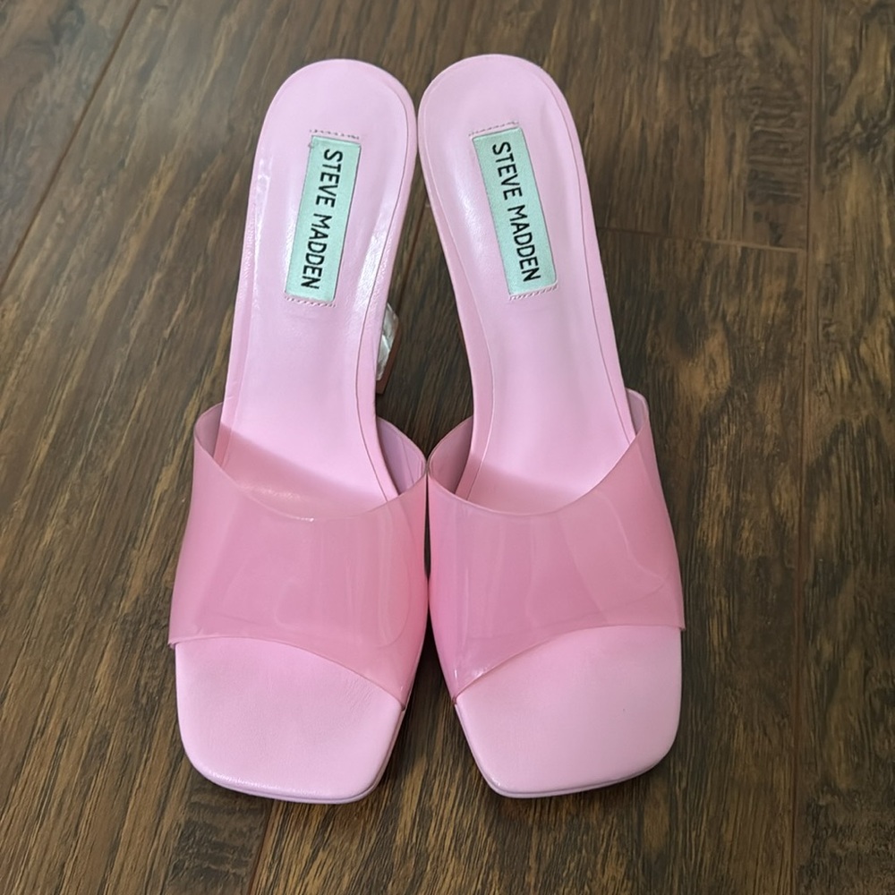 Pink heels